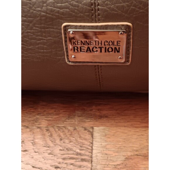 Kenneth Cole shoulder bag - Picture 5 of 7
